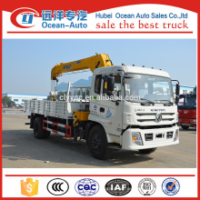 Camión telescópico del auge de 8 toneladas XCMG de Dongfeng con la grúa para la venta